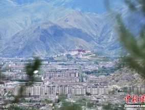 （辉煌60载魅力新西藏）世界屋脊上的“绿色奇迹”：拉萨南北山绿意盎然